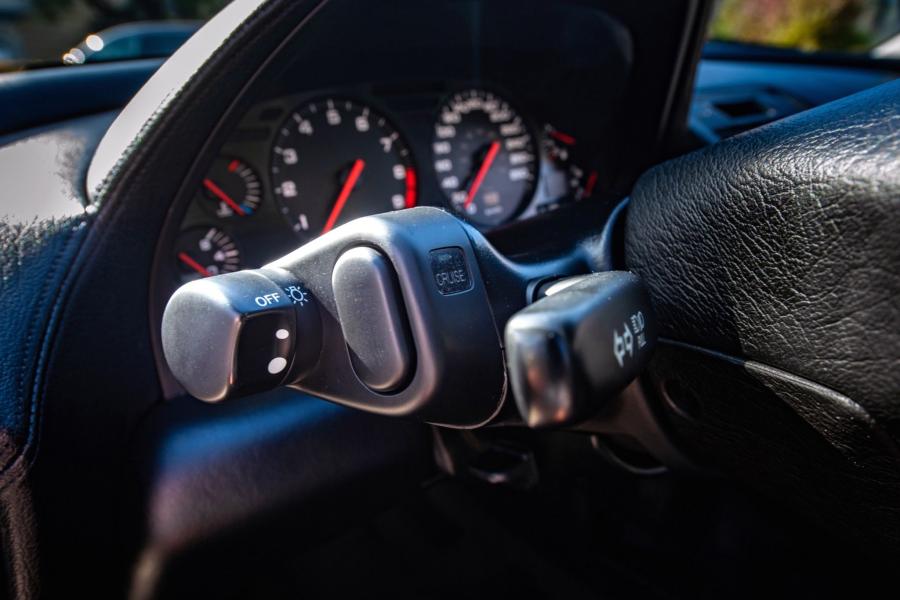 Панель приборов Acura NSX 1991 года  (фото 60 из 97)